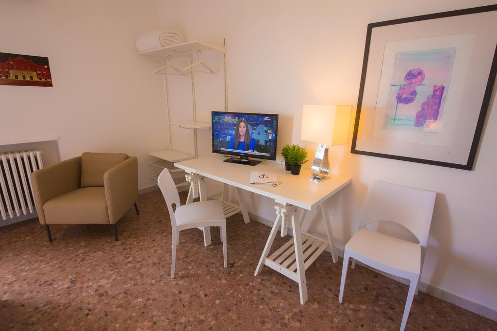 Hotel Riviera Bari Extérieur photo